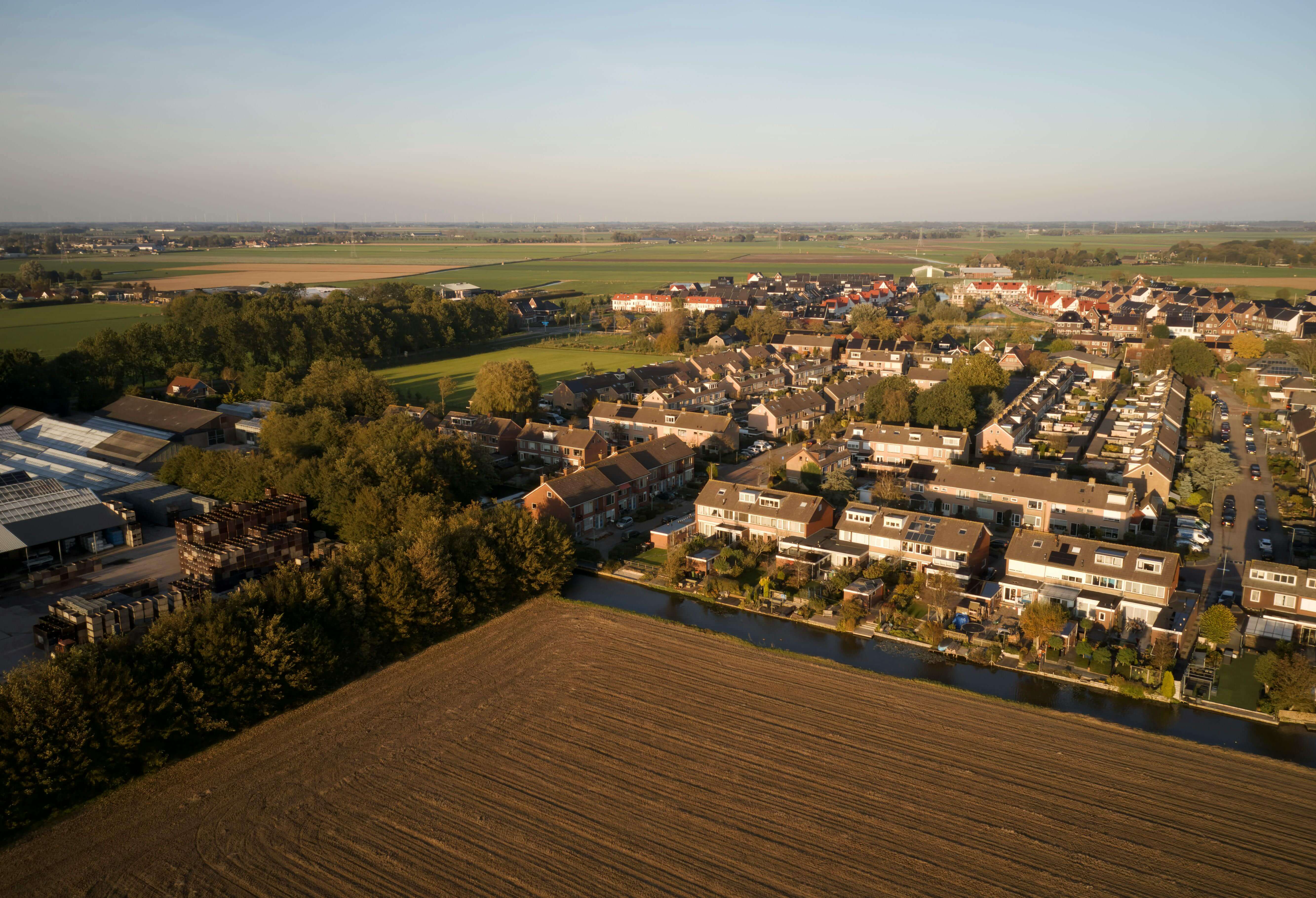 pexels-danny-hollander-532626220-22937411 (1)